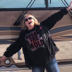 Meet your Posher, Tracey